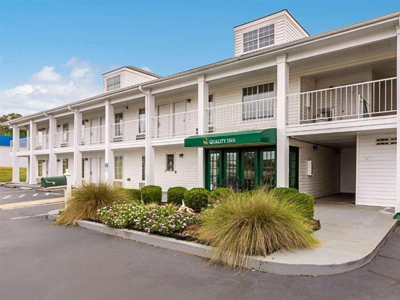 Quality Inn Thomaston Экстерьер фото