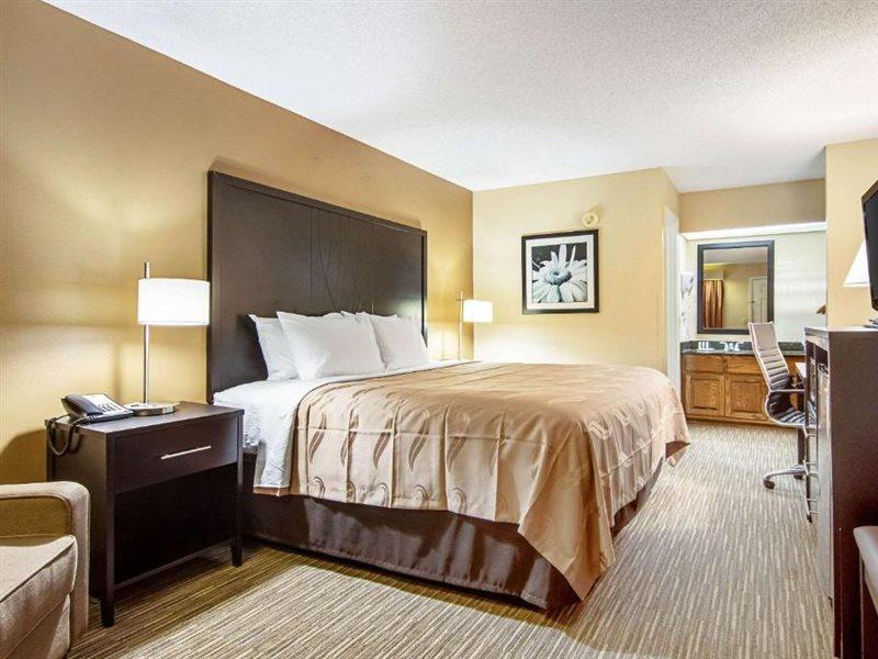 Quality Inn Thomaston Экстерьер фото
