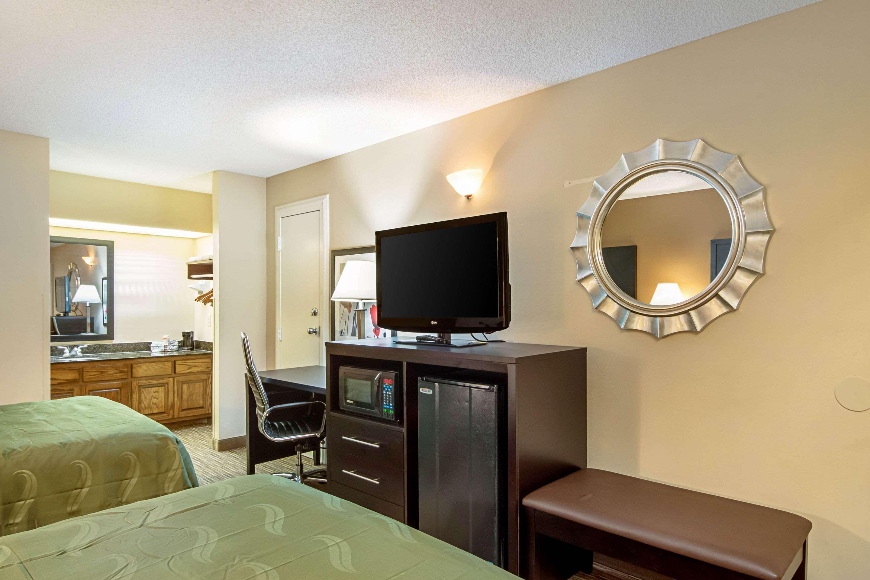 Quality Inn Thomaston Экстерьер фото