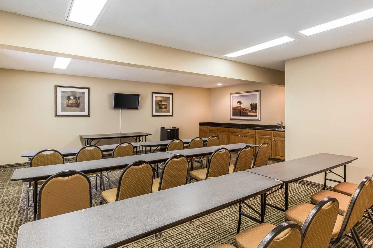 Quality Inn Thomaston Экстерьер фото