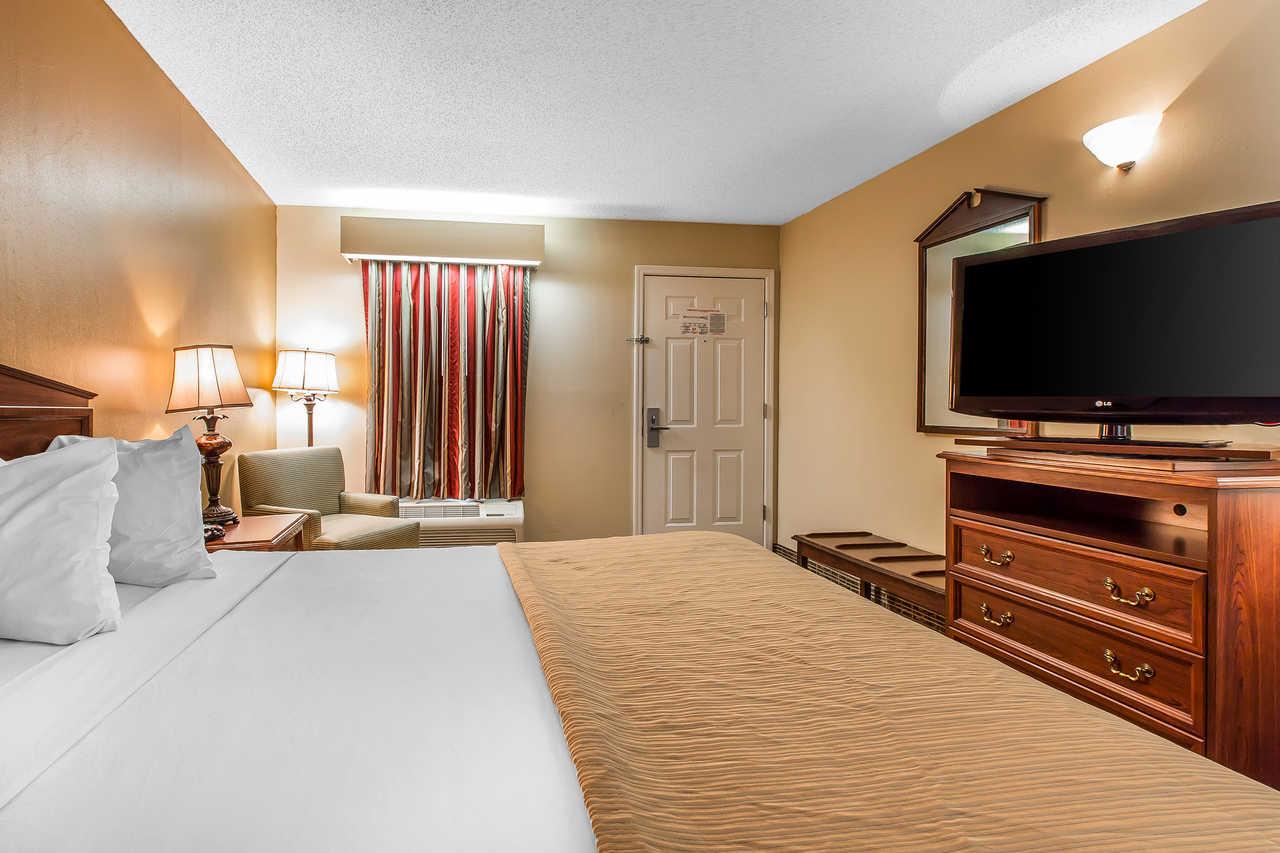 Quality Inn Thomaston Экстерьер фото