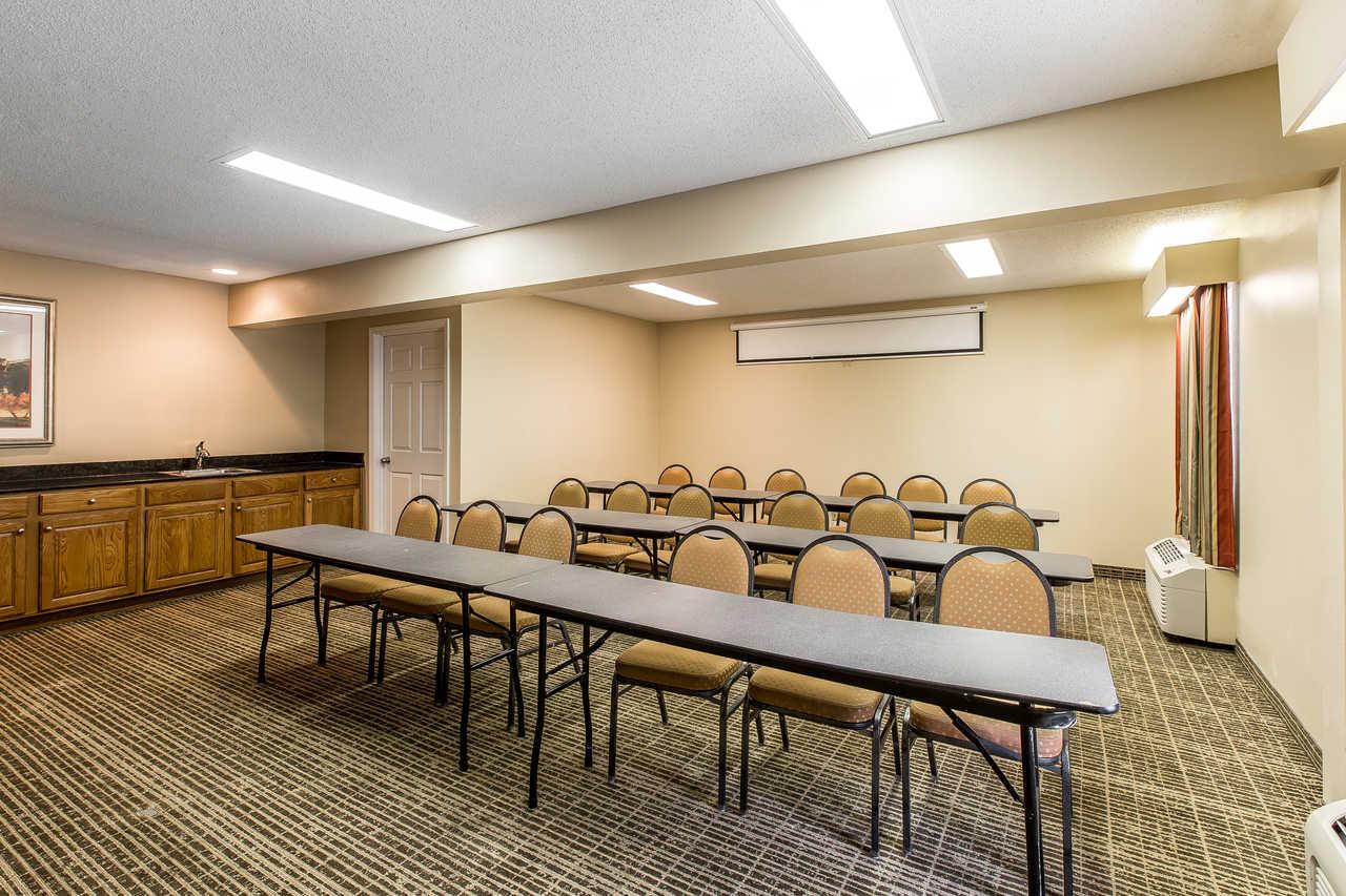 Quality Inn Thomaston Экстерьер фото