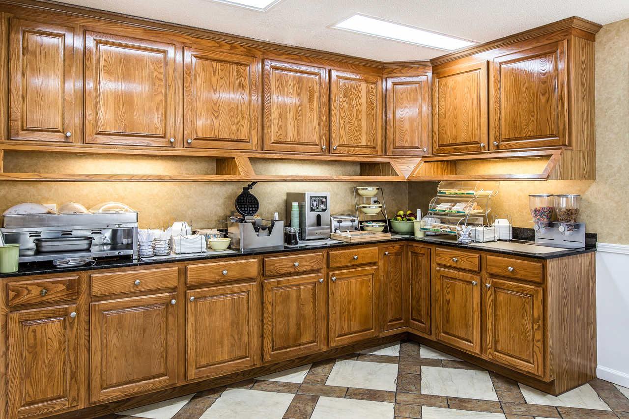 Quality Inn Thomaston Экстерьер фото