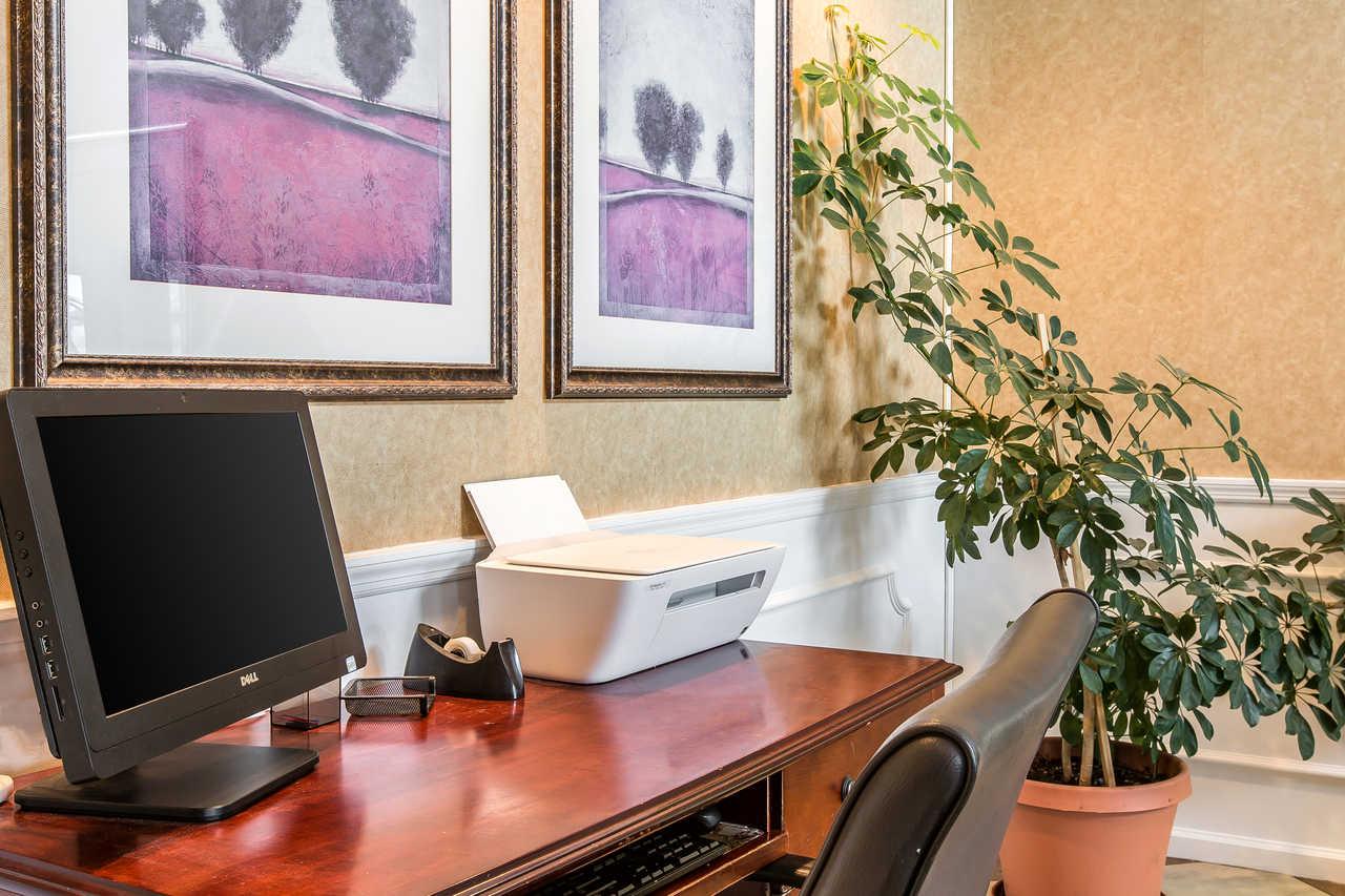 Quality Inn Thomaston Экстерьер фото