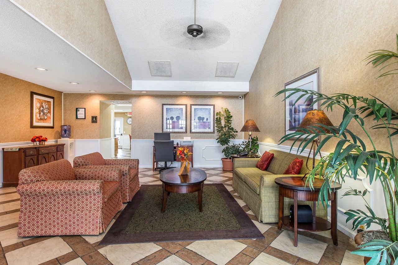Quality Inn Thomaston Экстерьер фото