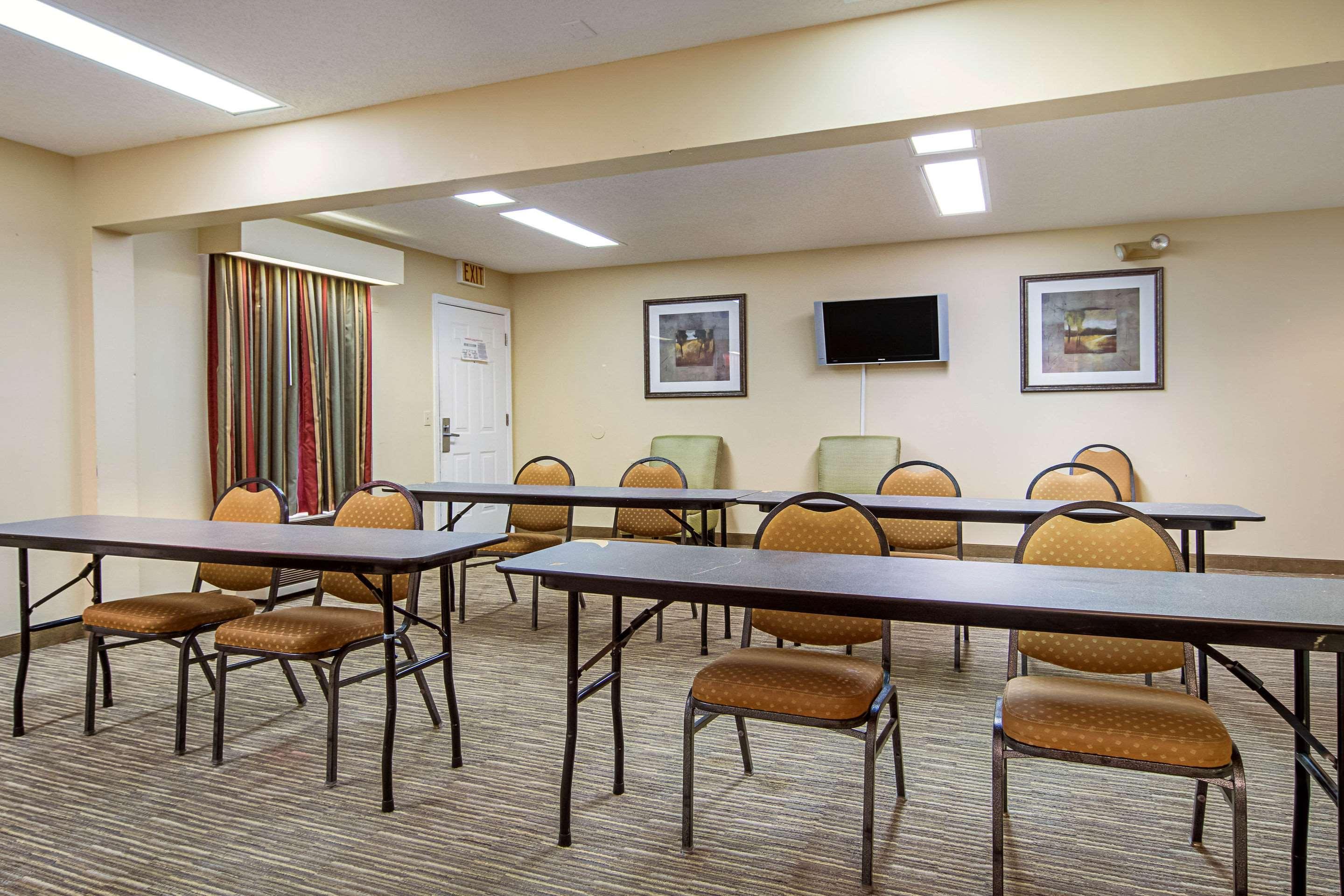 Quality Inn Thomaston Экстерьер фото